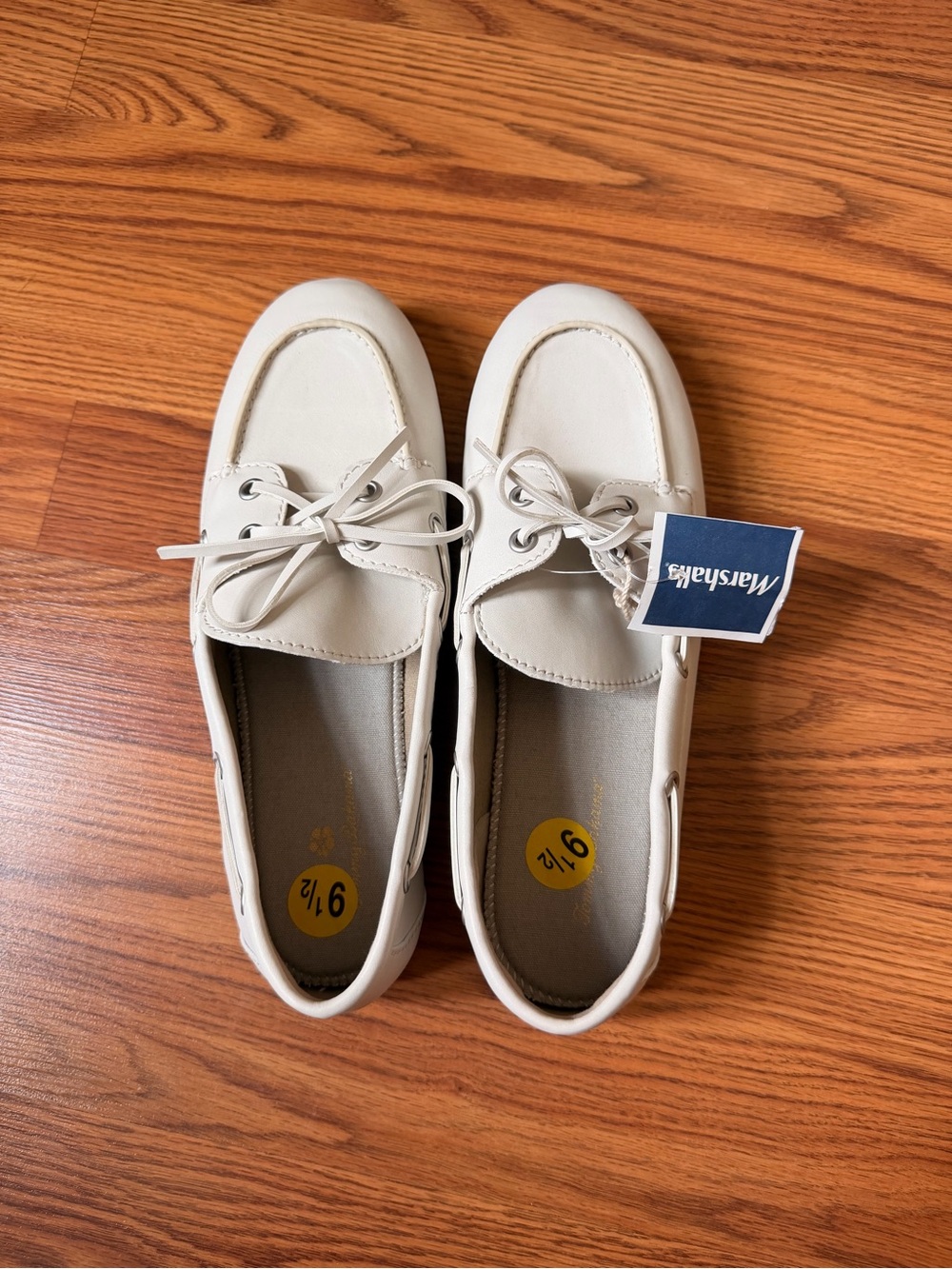 Tommy Bahama White Lace-Up Boat Loafers Size 9.5 NWT